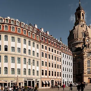 Townhouse Hotell
