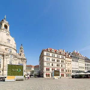 Neumarkt Lägenhetshotell